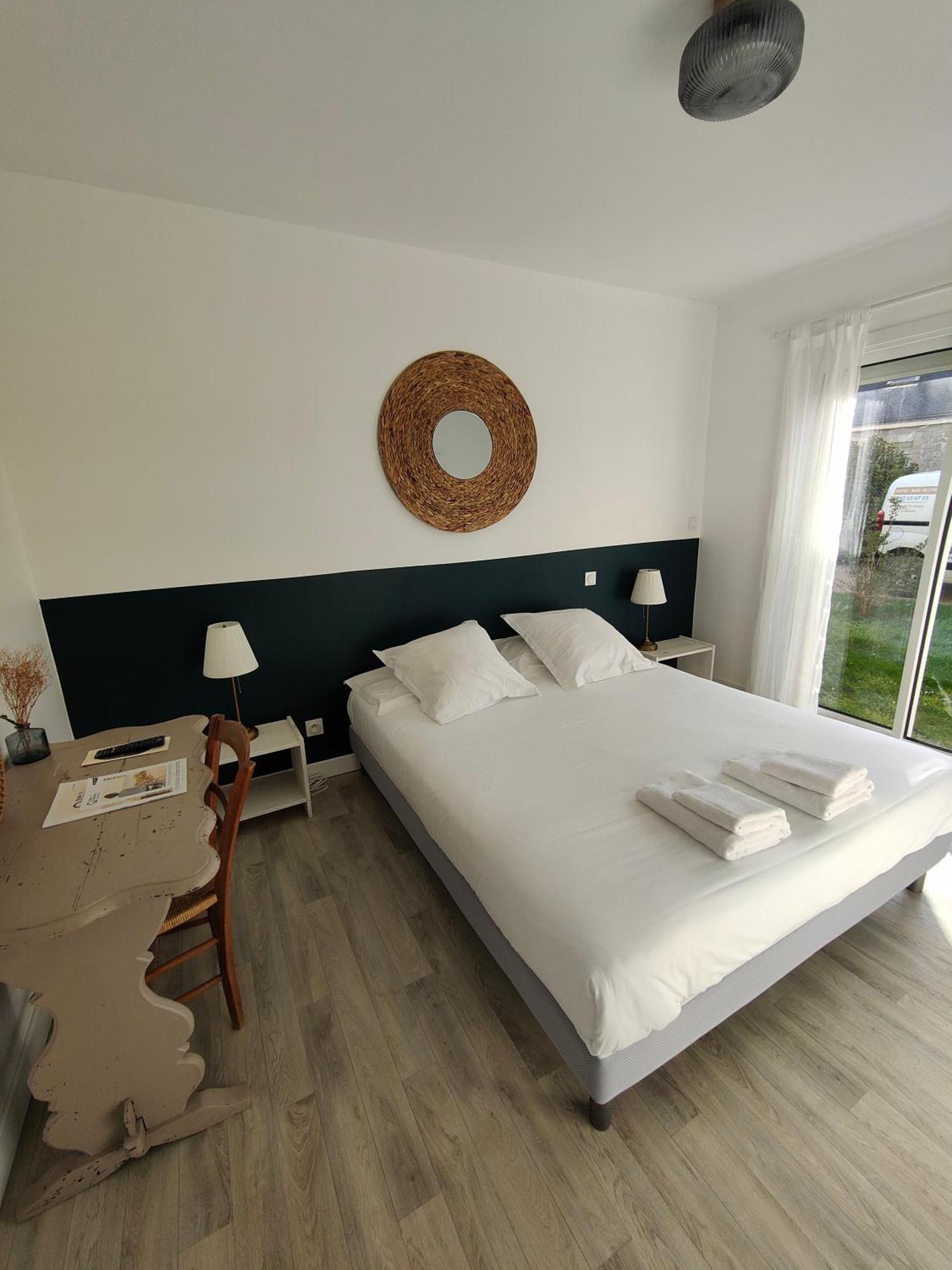 Hotel Restaurant La Voile Bleue Erdeven Dış mekan fotoğraf
